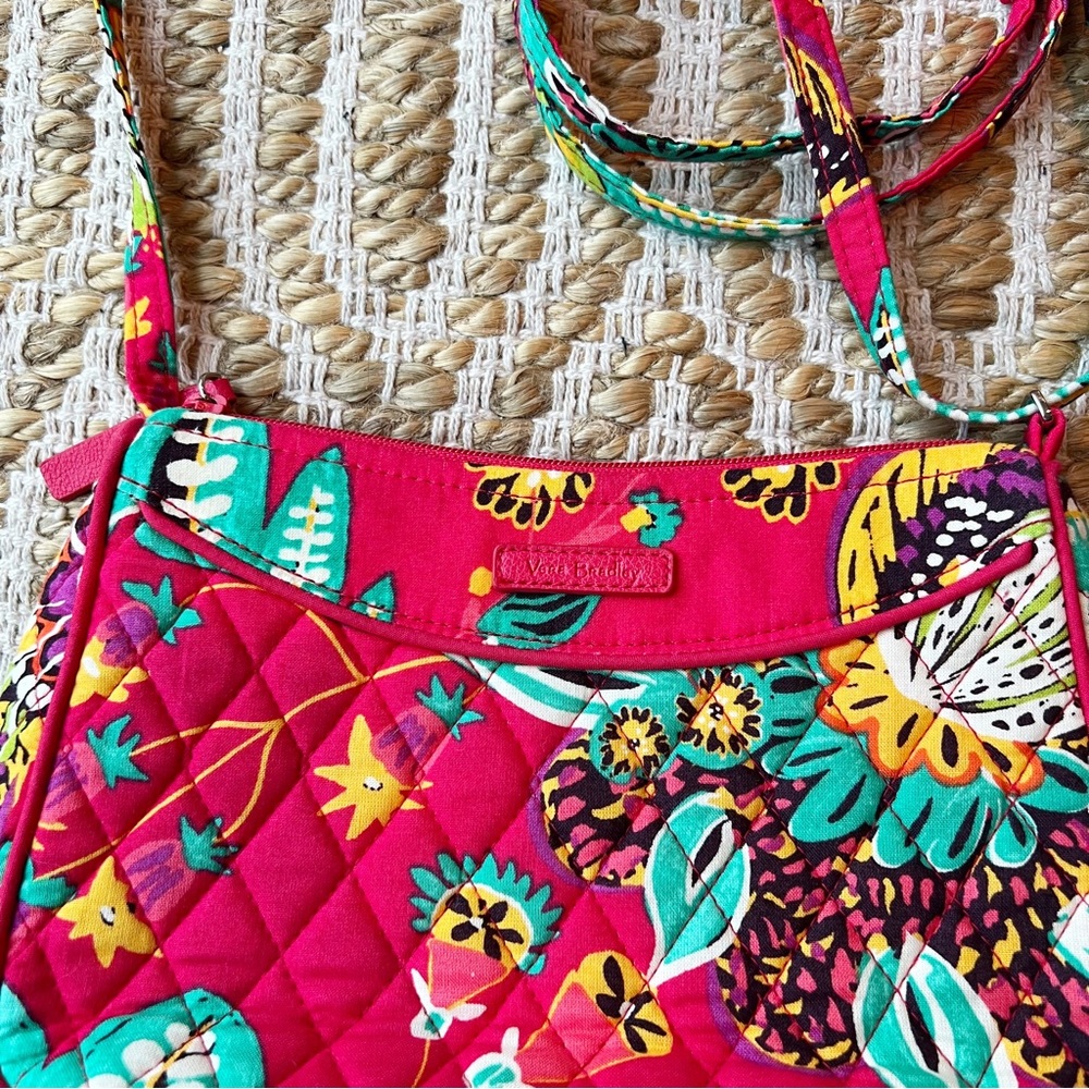 Vera Bradley Rumba Print Floral Little Hipster Crossbody Bag Purse Red Green OS - Picture 5 of 6